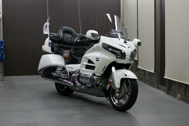 HONDA GOLDWING コーティング実績画像