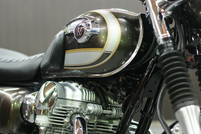 KAWASAKI　W800 コーティング実績画像