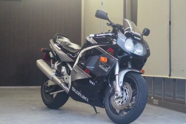 SUZUKI GSX-R 1100