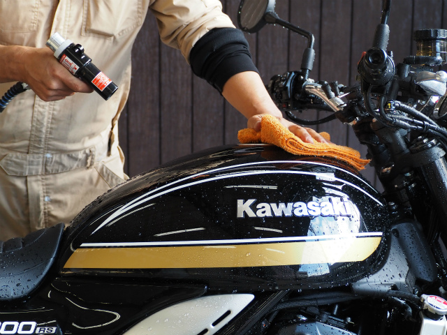KAWASAKI Z900RS コーティング実績画像