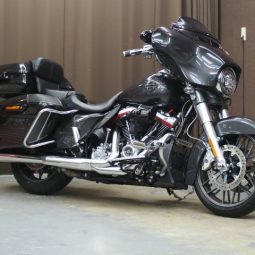 H-D STREET GLIDE CVO