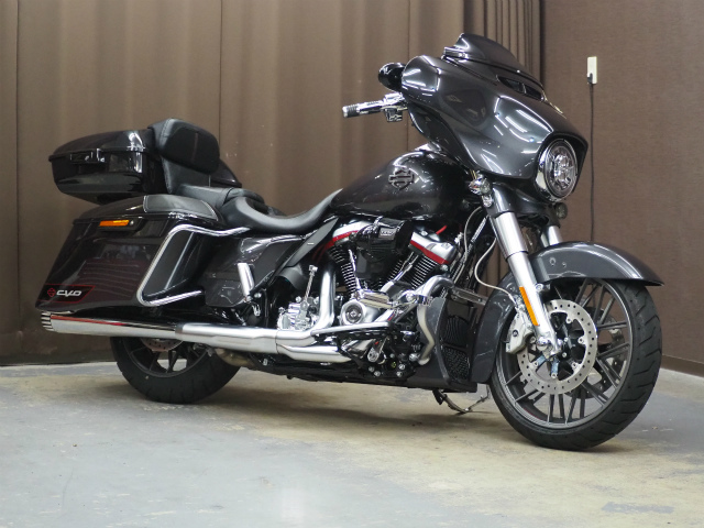 H-D STREET GLIDE CVO コーティング実績画像