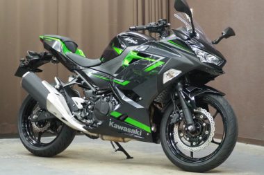 KAWASAKI NINJA400