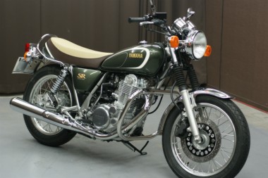 YAMAHA SR