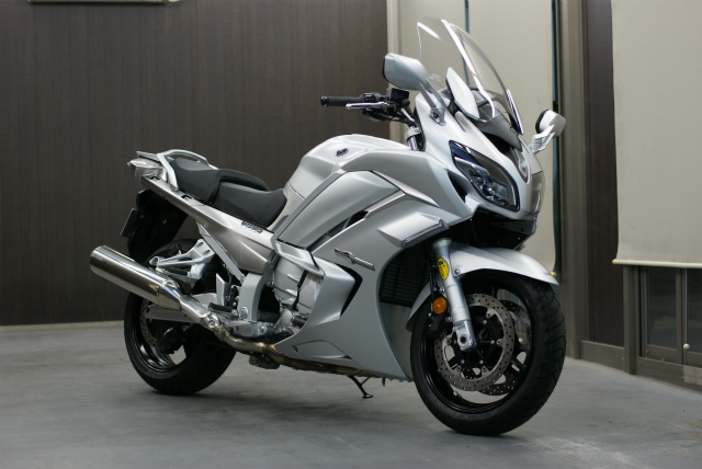 YAMAHA FJR 1300 コーティング実績画像