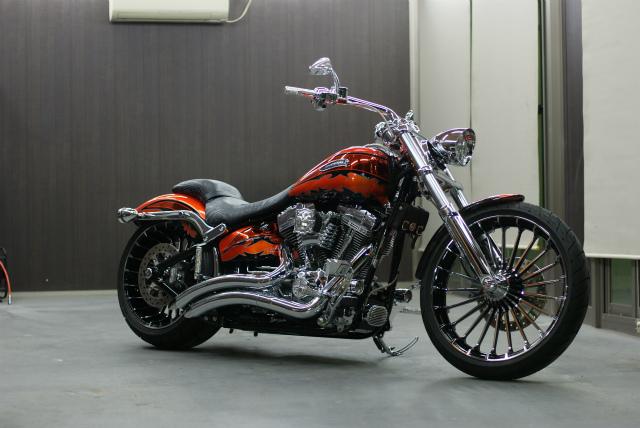 H-D SOFTAIL BREAKOUT CVO コーティング実績画像