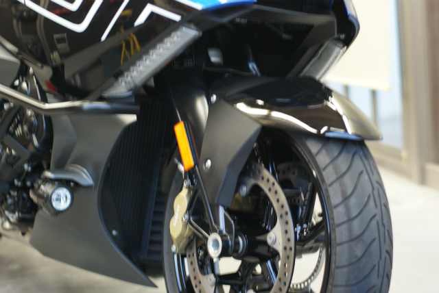 BMW GT 1600 コーティング実績画像