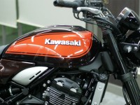 KAWASAKI Z 900 RS コーティング実績画像