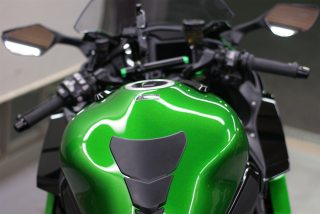 KAWASAKI NINJA H2 コーティング実績画像