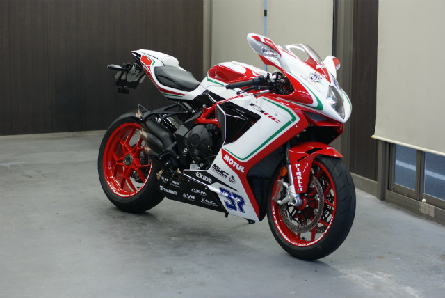 MV AGUSTA F3 675RC コーティング実績画像