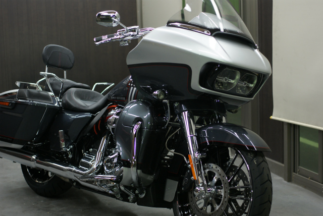 H-D ROAD-GLIDE CVO コーティング実績画像