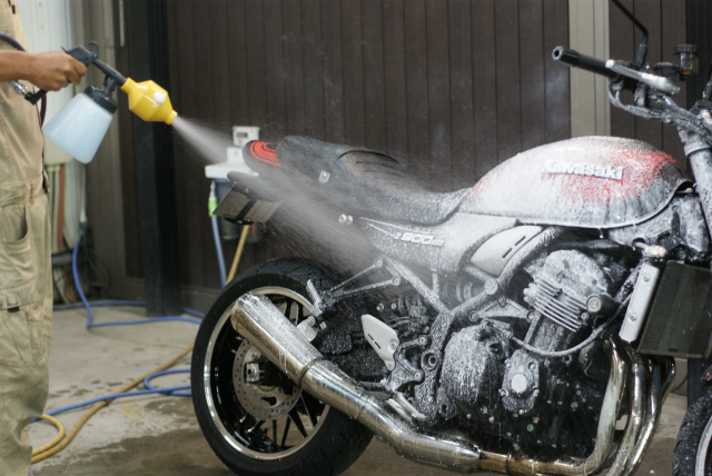 KAWASAKI Z 900 RS コーティング実績画像