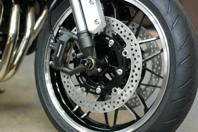 KAWASAKI Z 900 RS コーティング実績画像