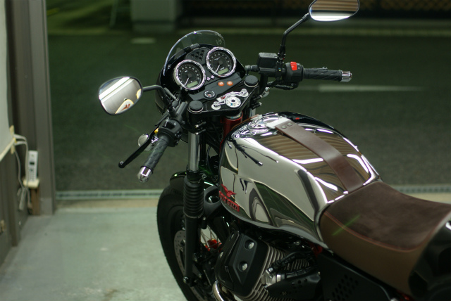 MOTO GUZZI V7 Ⅱ　RACER コーティング実績画像