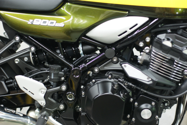 KAWASAKI Z900RS コーティング実績画像