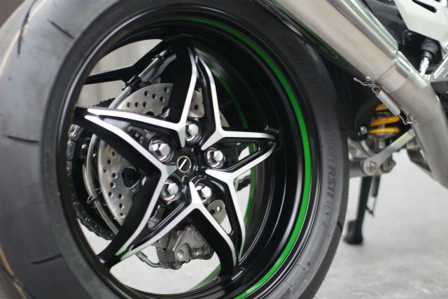 KAWASAKI NINJA H2 コーティング実績画像