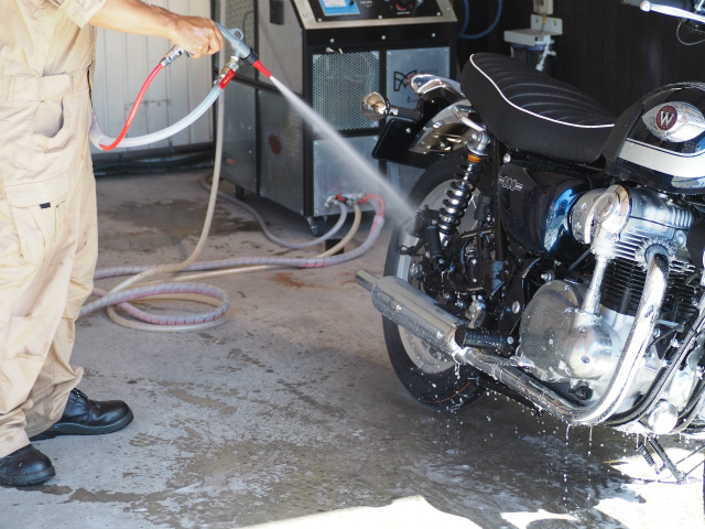 KAWASAKI W800 コーティング実績画像