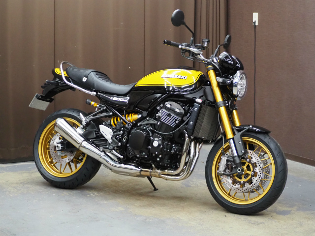 KAWASAKI Z 900 RS SE コーティング実績画像